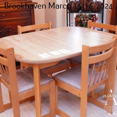 Dining Table & 4 chairs (30â€h x 36â€w 48â€l) (Chair 33â€h x 17â€ w x 18â€d)