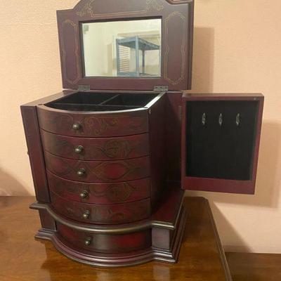 Stand up jewelry chest