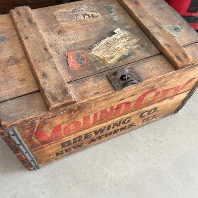 Prohibition Era Mound City Brewing Wood Crate