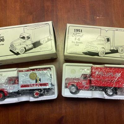 1/34 First Gear Diecast Truck