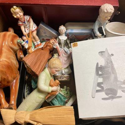 Large Lot Household Decor