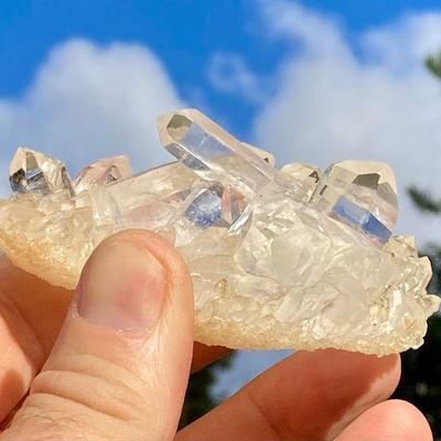 HGS114 Quartz Cluster And More