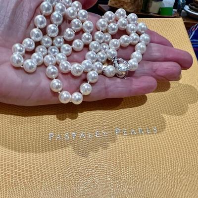 Paspaley pearls strand w/ diamond clasp