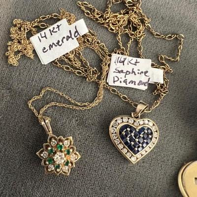 Saphire and diamond, Emerald and diamond necklaces 