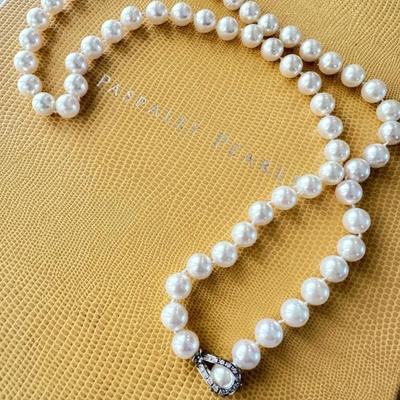 Paspaley Pearl with diamond clasp