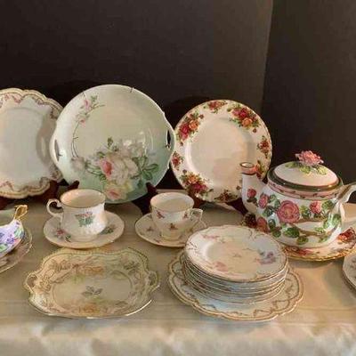 Vintage china dishes