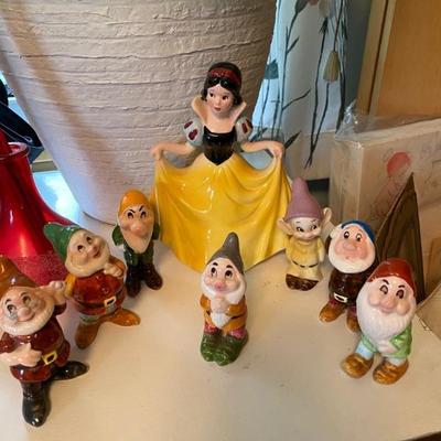 Vintage Walt Disney Snow White Seven Drawfs