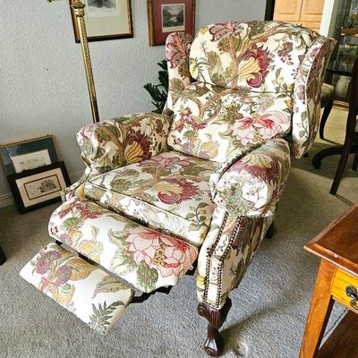Drexel Heritage Floral Wing Back Upholstered Armchair / Recliner w/ Ball & Claw Legs