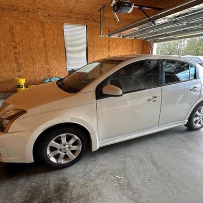 2012 Nissan Sentra 127,000 miles with clean title