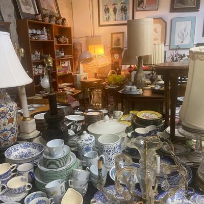 Estate sale photo