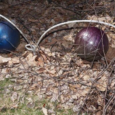 There are about 10 vintage multi colored bowling balls for you to create the outdoor conversation piece 