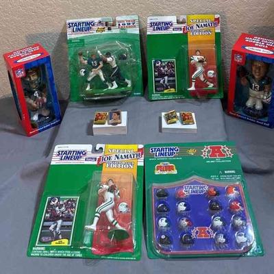 Starting Lineup Football Collectible Series * Original Packaging * 2 Bobble Head Dolls * 2 Action Figures * Afc Helmet Collection
