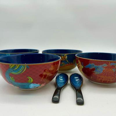 (4) Williams Sonoma Bowls & (2) Spoons
