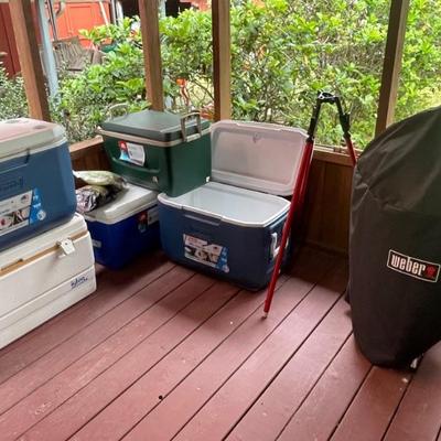 coolers. Weber Grill-like new