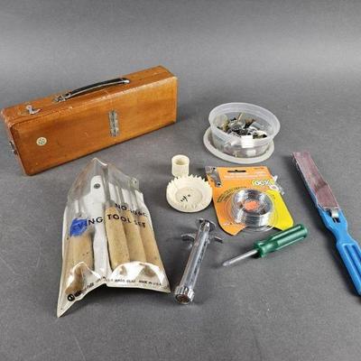 Lot 133 | Vintage Japanese Caligraphy Box & Art Tools