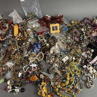 Lot 180 | Large Lot of Costume Jewelry
