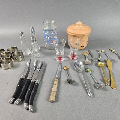 Lot 300 | Miscellaneous Kitchen Utensils and More