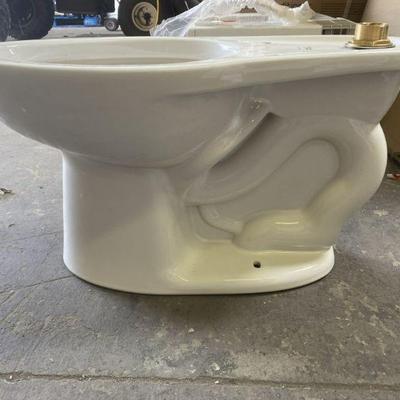 Lot 402 | American Standard Toilet