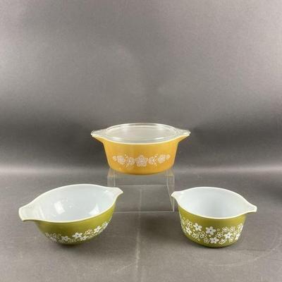 Lot 339 | Pyrex Spring Blossom & Butterfly Gold