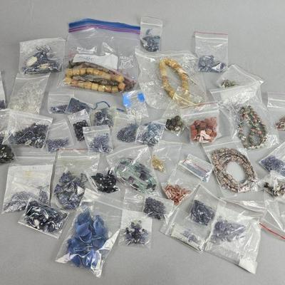 Lot 169 | Stone Bead Lot