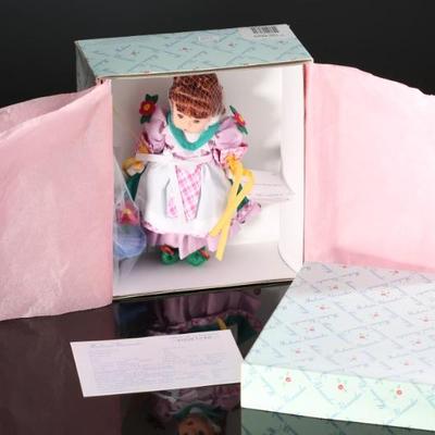 Madame Alexander Doll - Oz Flower Munchkin Style # 27035 - 2000 Wizard of Oz Collection - With tags in Original Box	3.5 x 8 x 9 in...