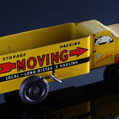 1950s Vintage Walt Reach Toy Courtland Wind-Up Moving Truck Tin Litho No. 1300	3x3x8.75in	196121
