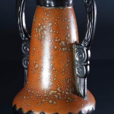Ditmar Urbach Alienware Vase Czechoslovakia Art Deco Pottery 10913Â 	9.75x5.55x5.55in 	196052
