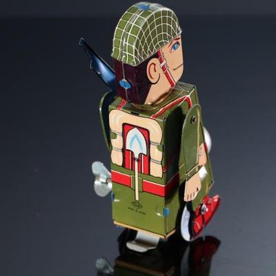1950s Yonezawa Toys S.Y. Japanese Tin Litho Windup Toy Mechanical Soldier on Parade	6.5x3.15x3.5in	196070
