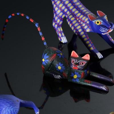 Lot of 6 Vintage Cats/Tigers/Animals Mexican Folk Art Oaxaca Wood Carving		196214
