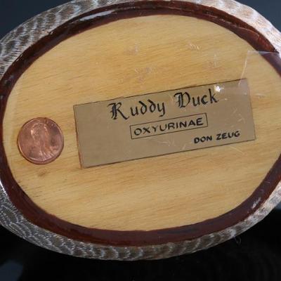 Don Zeug Ruddy Duck Oxyurinae Carved Wood Duck Decoy Oxyuridae	5.25x4.75x10.5in	199148

