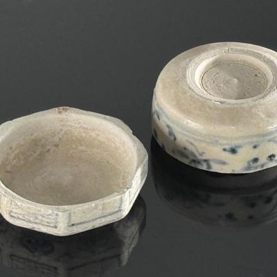 Lot of 2 Hoi An Shipwreck Ceramic Lidded Jars Viennese Porcelain 		289027
