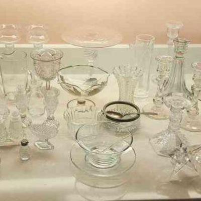 MRM052 - Assorted Glassware