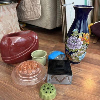 MRM173- Assorted Glass Flower Frogs & Vases