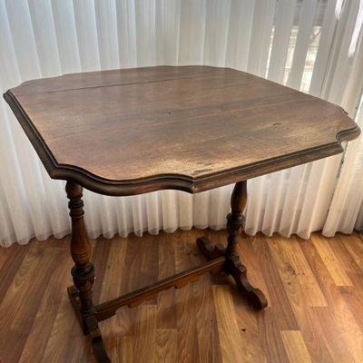 MRM110- Vintage Wooden Drop Leaf Table
