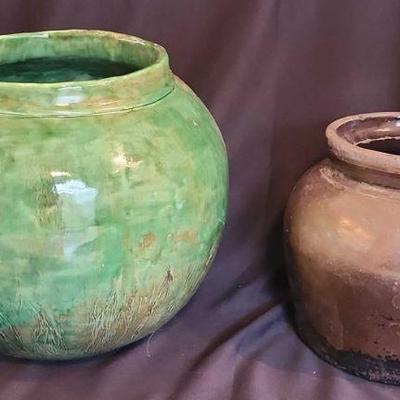 MRM192 - Vintage Ceramic Pots (2)