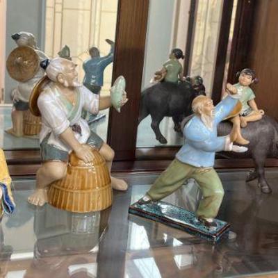 MRM250 Chinese Ceramic Figurines 