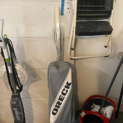 Oreck Vacuum and spin floor cleaner