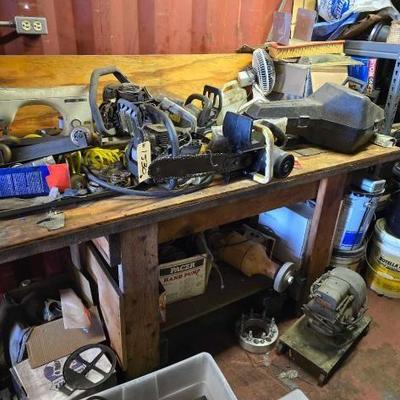 #1530 • Work Bench, Chainsaws, Chainsaw parts
