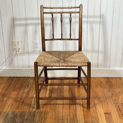 19TH C ENGLISH SPINDLE BACK CHAIR | Country side chair with spindle & bobbin back and rush seat