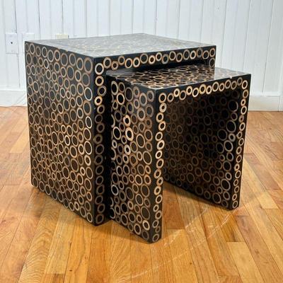 R & Y AUGOUSTI SLICED BAMBOO NESTING TABLES | Pair of nesting tables showing inlaid rings of wood, parsons style