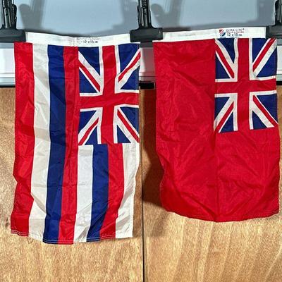(2PC) VINTAGE ROYAL NAVY AND HAWAII STATE FLAGS | The one on the left is the Hawaii State Flag. The one on the right is a British Royal...