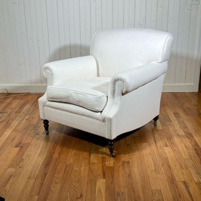 GEORGE SMITH ARMCHAIR | White upholstered club chair with a down seat cushion