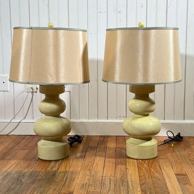 (2PC) PAIR CERAMIC TABLE LAMPS | Light yellow table lamps with decorative crazing, light gold toned shades
