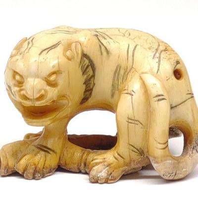 Japanese Netsuke Carved Tiger