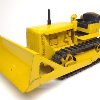 Doepke Caterpillar D6 bulldozer #2012