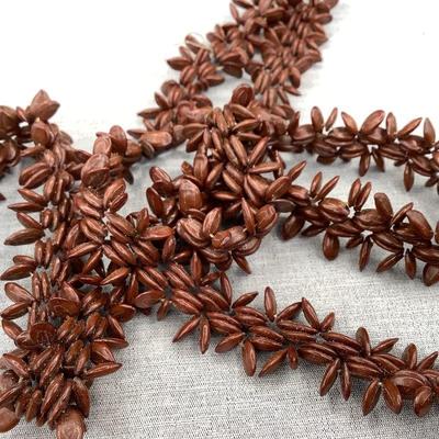 Tasmanian appleseed necklace