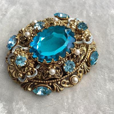 Exquisite Vintage Brooch With Large Center Blue Stone And Faux Pearls, Made In Germany