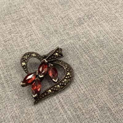 Sterling silver heart pendant with red stones