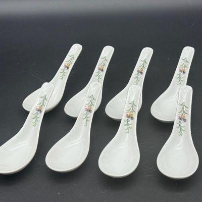 (8) Asian Soup Spoons
