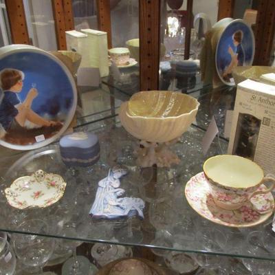 Elegant BELLEEK